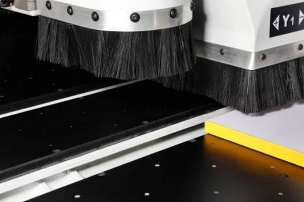 專利設(shè)計前后移動式氣墊工作臺